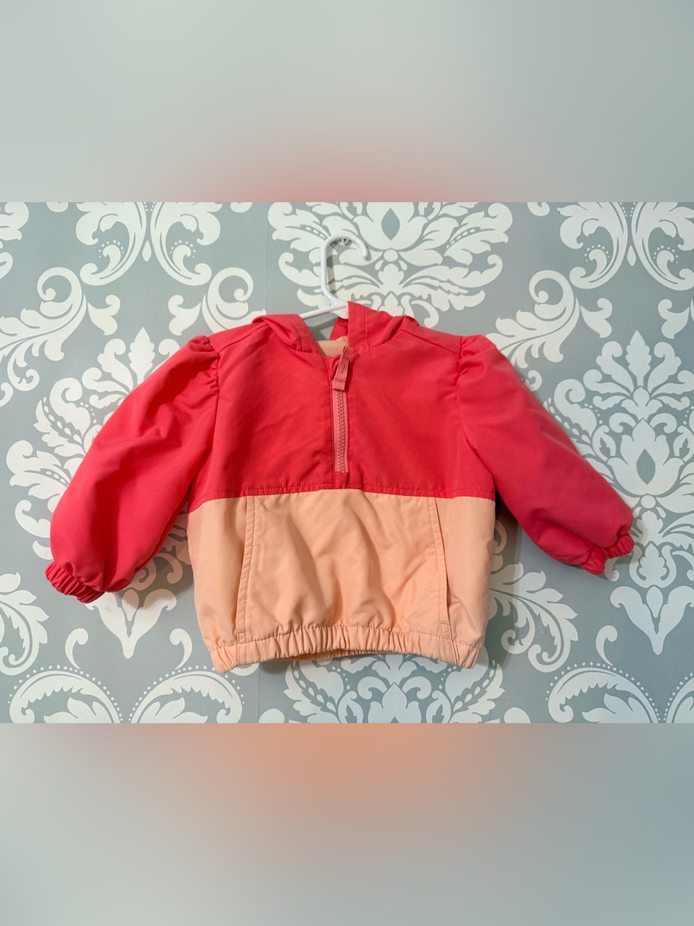 💫4/$25 • Old Navy Colorblock Pink & Peach Pullover Jacket